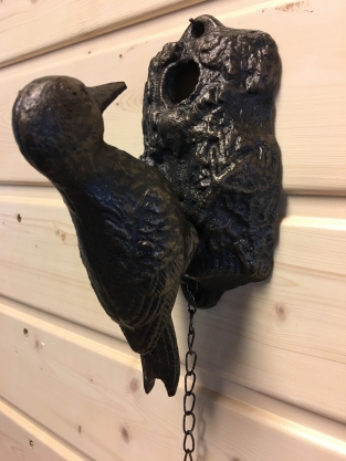 Beautiful distinct door knocker, woodpecker in bronze color, metal.